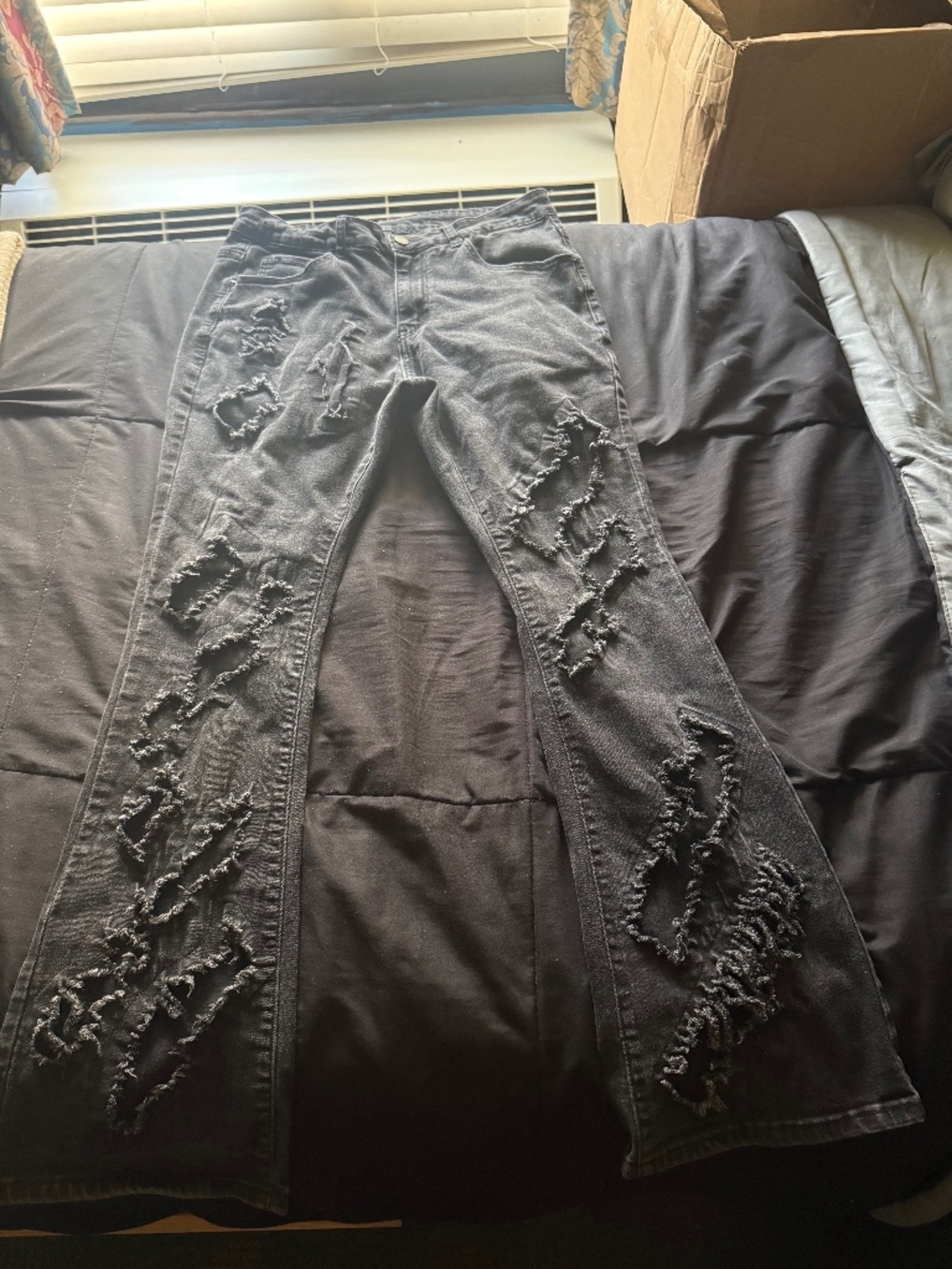 Stylist black Boohooman jeans